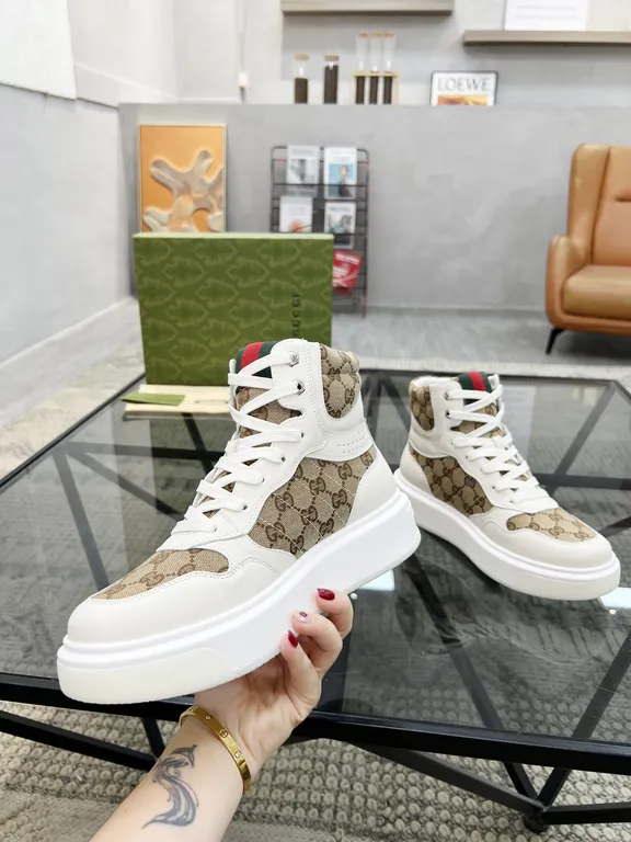 Gucci Shoe 